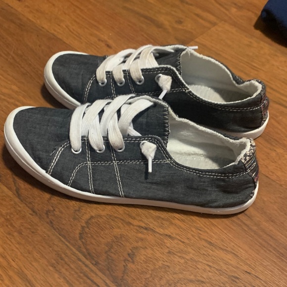SO Shoes - SO Women's Blue and White Casual Sneakers